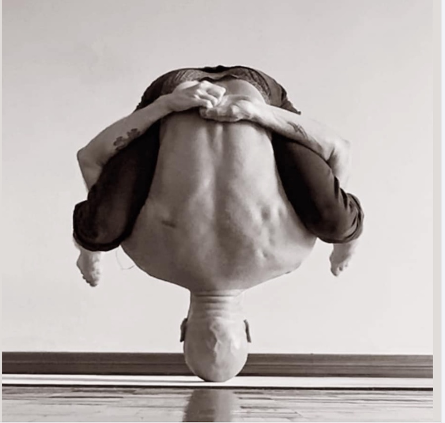 Yogafigur Kopfstand